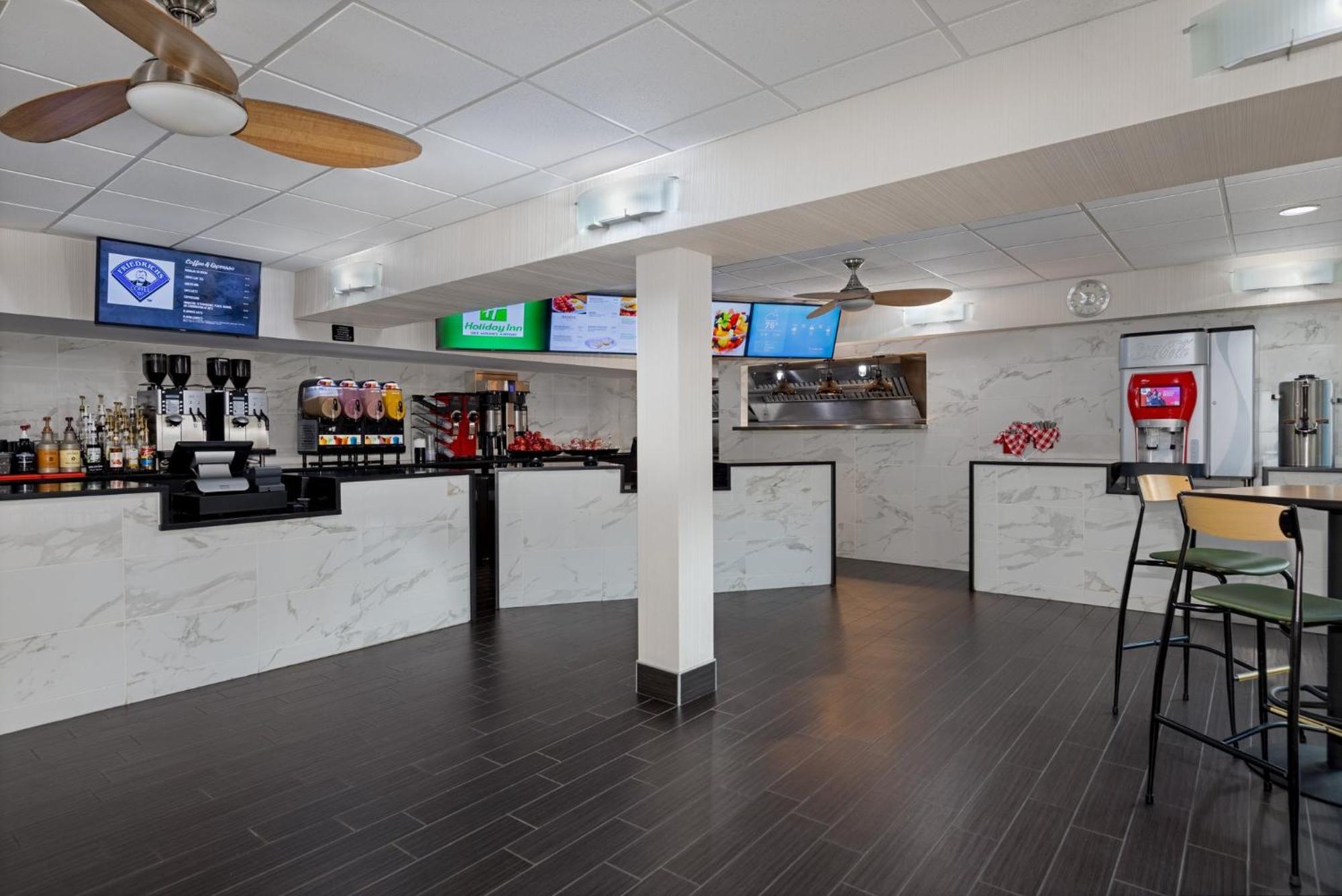 Holiday Inn Des Moines-Airport Conf Center By Ihg Eksteriør billede