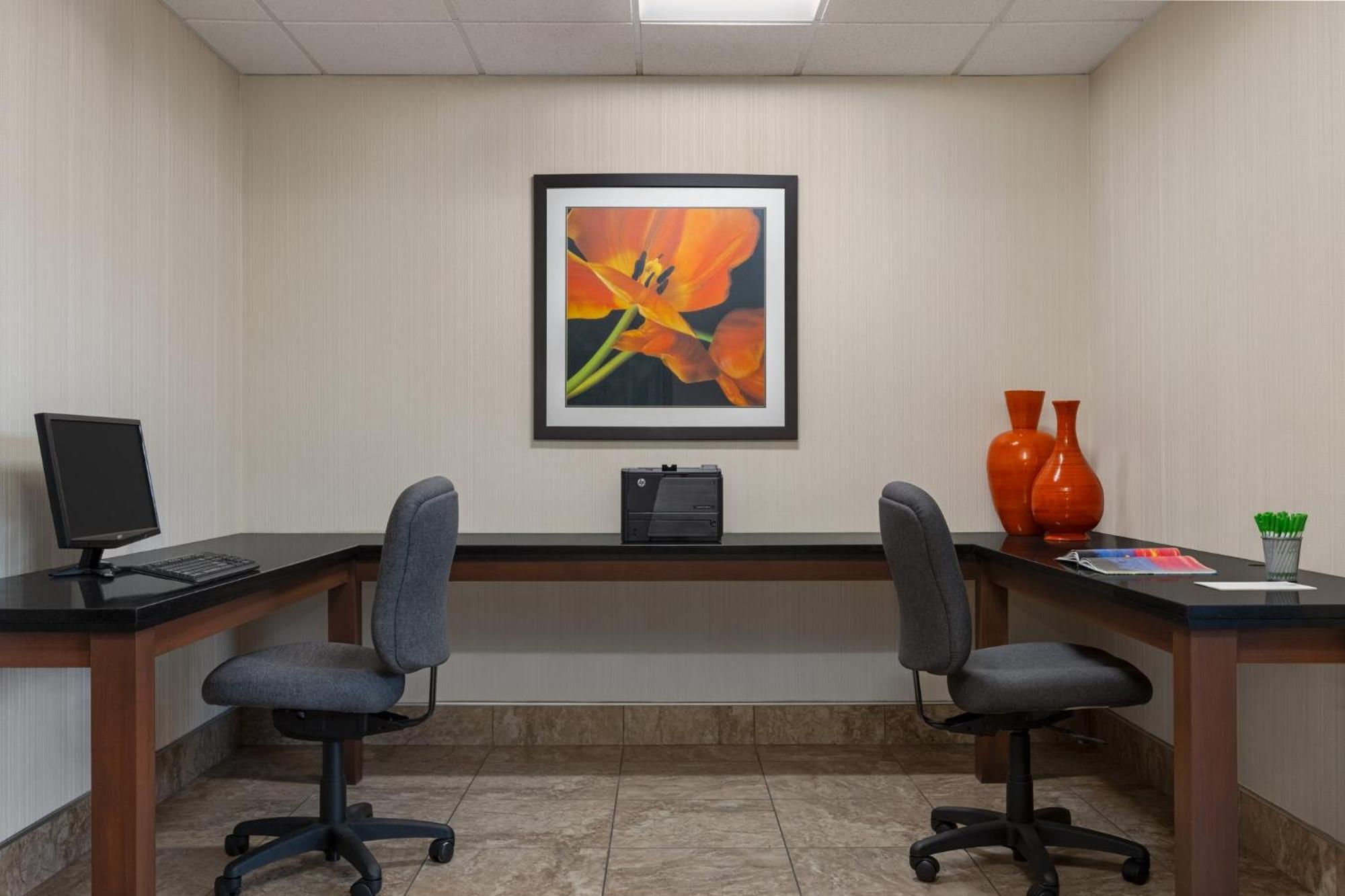 Holiday Inn Des Moines-Airport Conf Center By Ihg Eksteriør billede