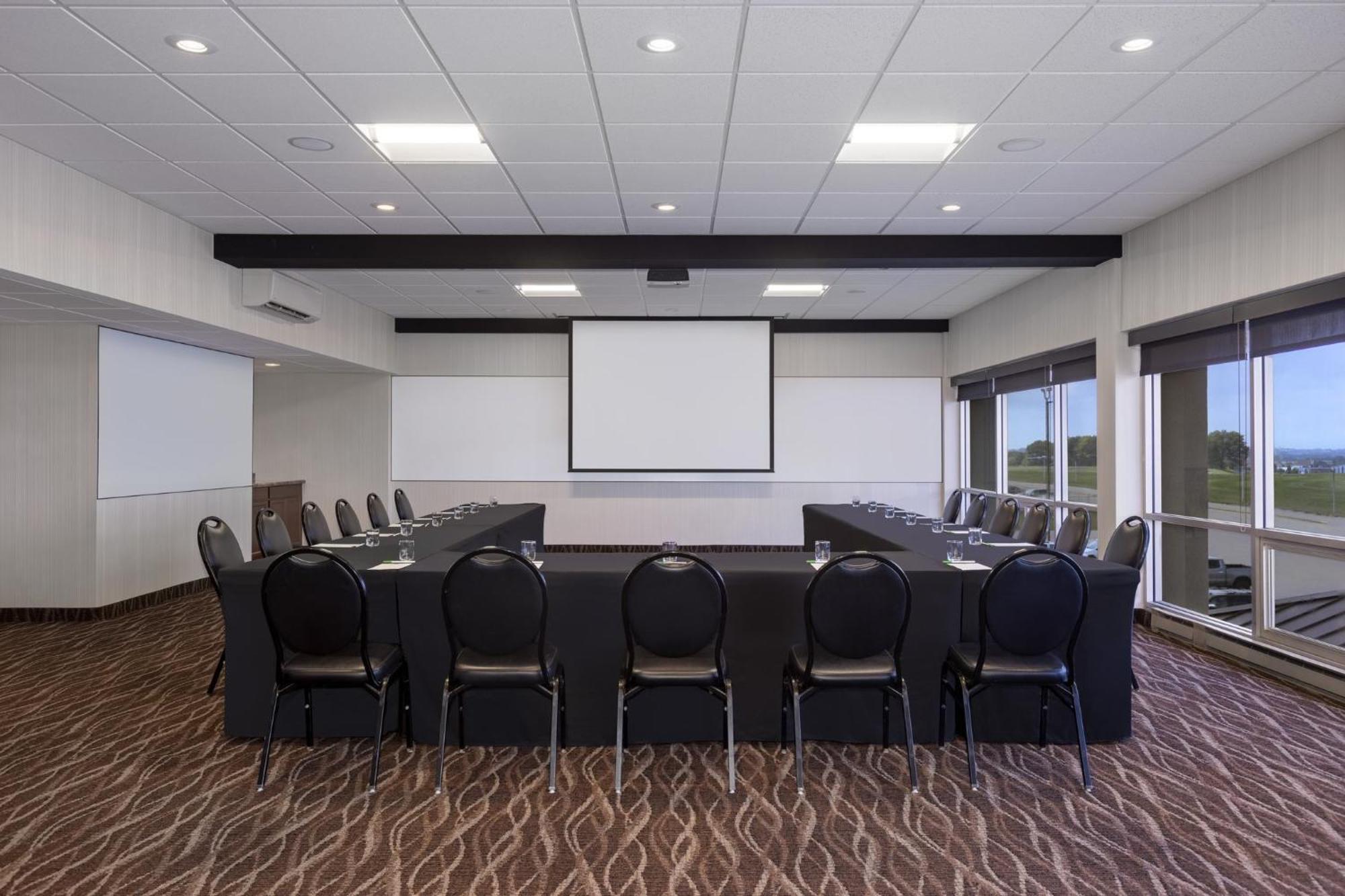 Holiday Inn Des Moines-Airport Conf Center By Ihg Eksteriør billede
