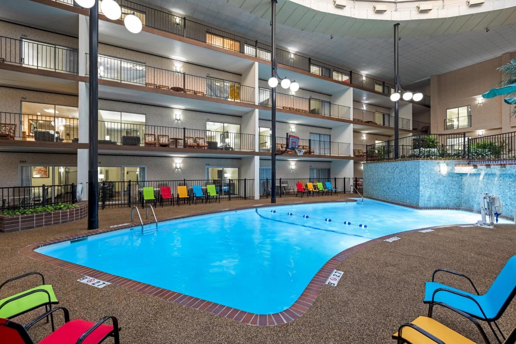 Holiday Inn Des Moines-Airport Conf Center By Ihg Eksteriør billede